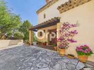 BEAUX VOLUMES - DOUBLE GARAGE 60m²  - VUE MER - AU CALME - POTENTIEL — photo 2