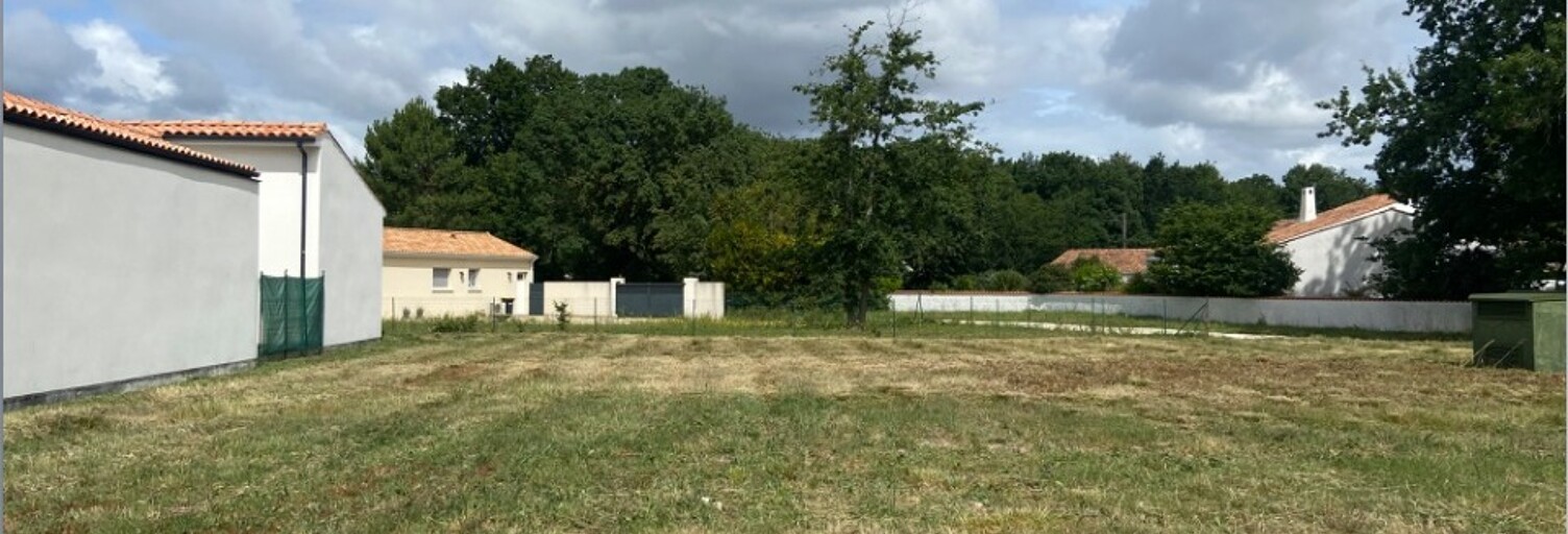 Terrain  613 m² à vendre à Breuillet (17920)
