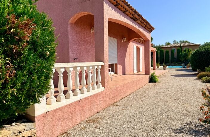 La CADIERE-D'AZUR  Élégante villa de plain-pied dans un environnement d'exception — photo 5