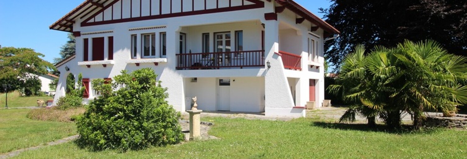 Maison 10 Pièces 250 m² à vendre à Bordes (64510)