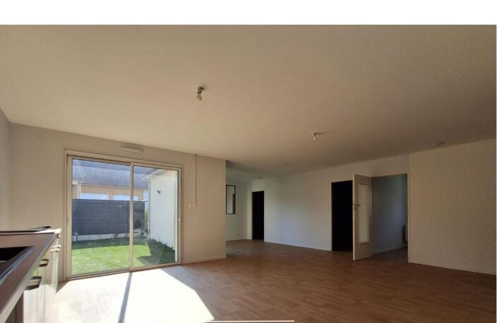Maison à vendre 6 pièces LA BAZOGE (72) — photo 2