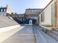 Maison de ville au pied des remparts  - 170m2 - plein centre - VANNES — photo 2