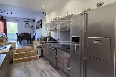 Maison 4 pièces 240000 €