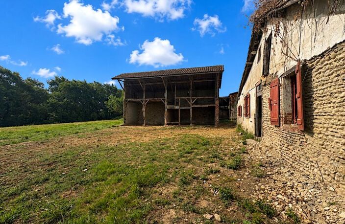 Maison à rénover avec dépendances et 16 870m2 de terrain Proche de AIRE SUR L'ADOUR (40) — photo 2