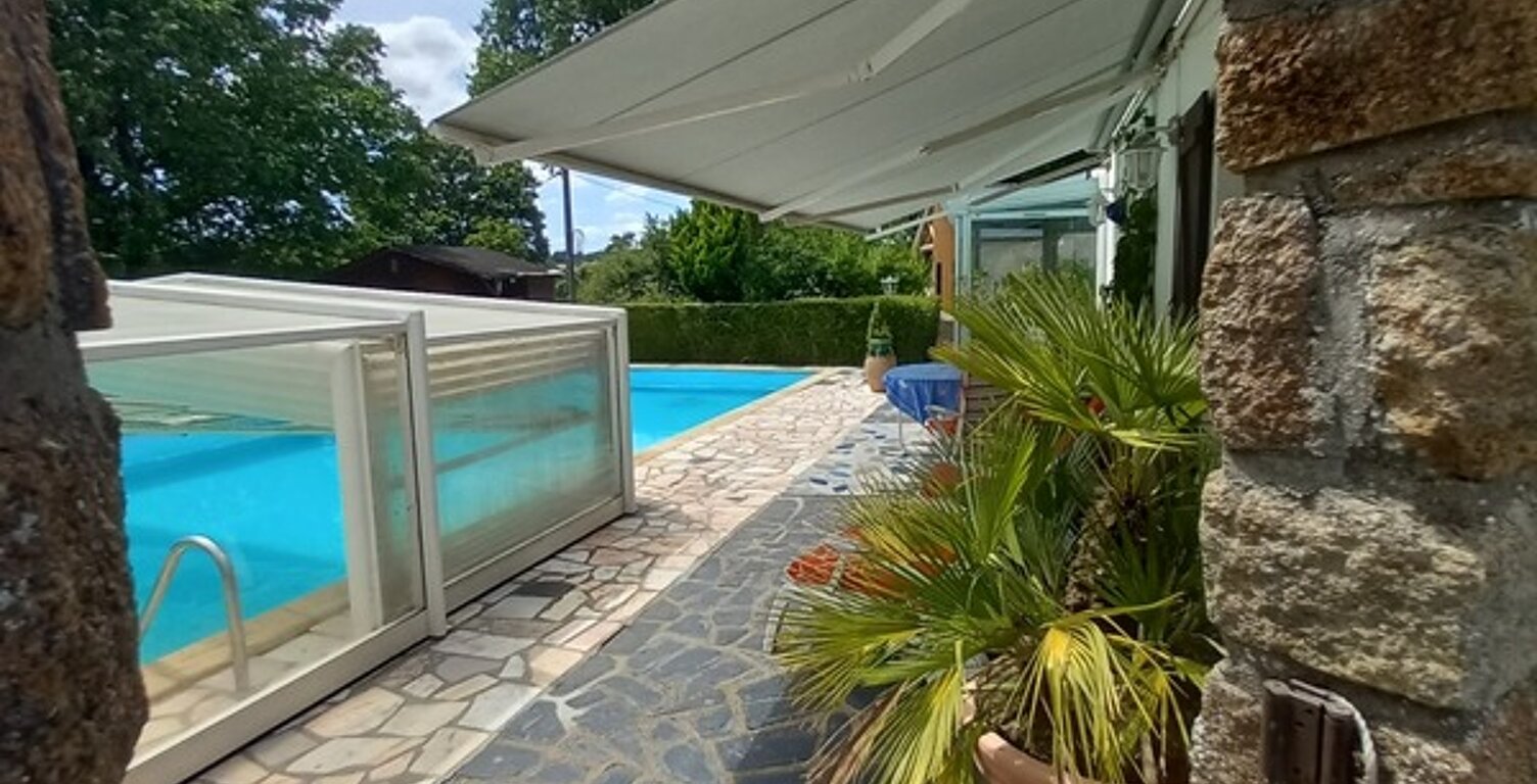 Montigné Le Brillant - Propriété 200m² - 5 chambres - 4800m² - piscine — photo 1