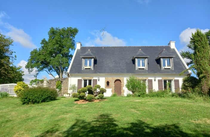 Montigné Le Brillant - Propriété 200m² - 5 chambres - 4800m² - piscine — photo 4