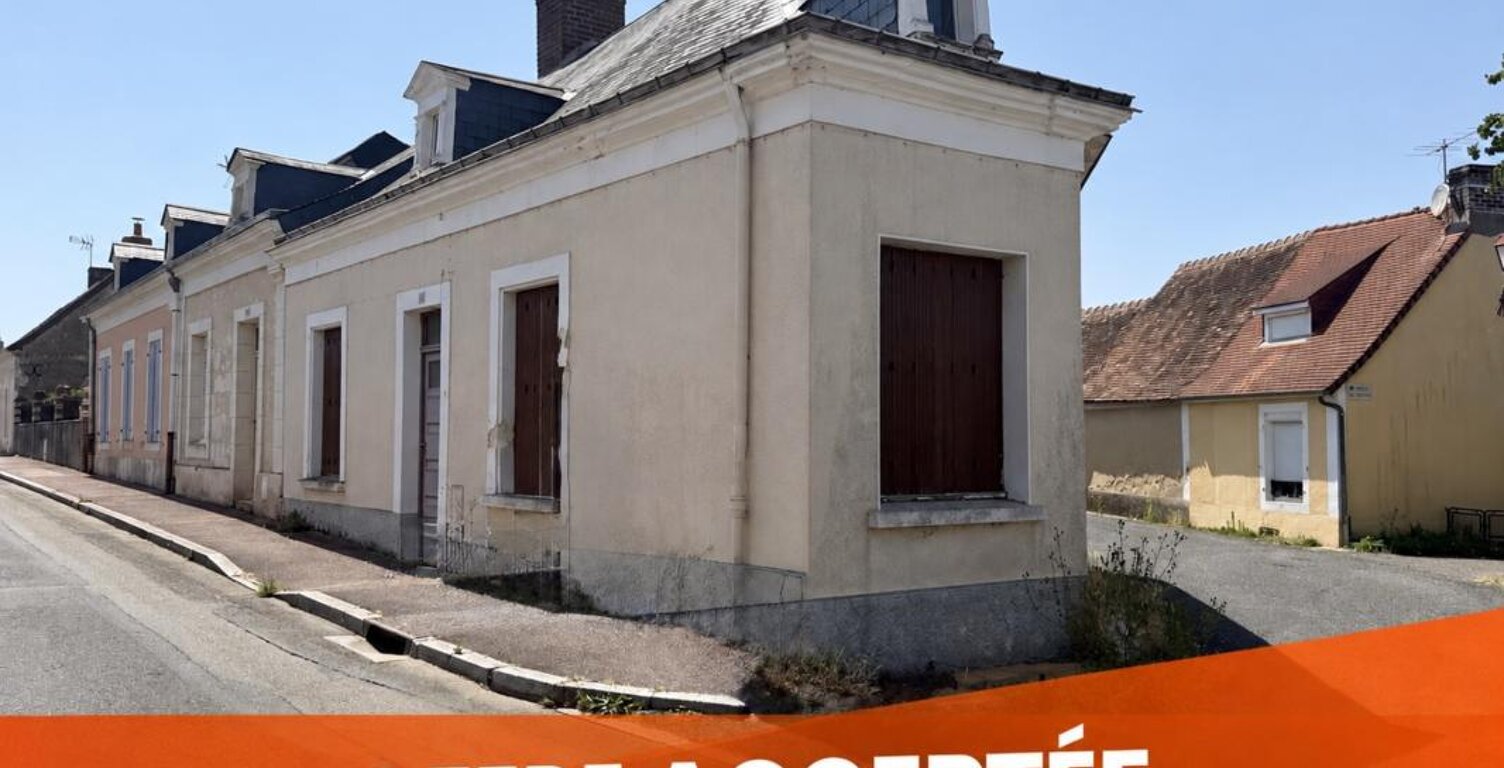 Maison à rénover avec garage indépendant – Fort potentiel à Mansigné — photo 1
