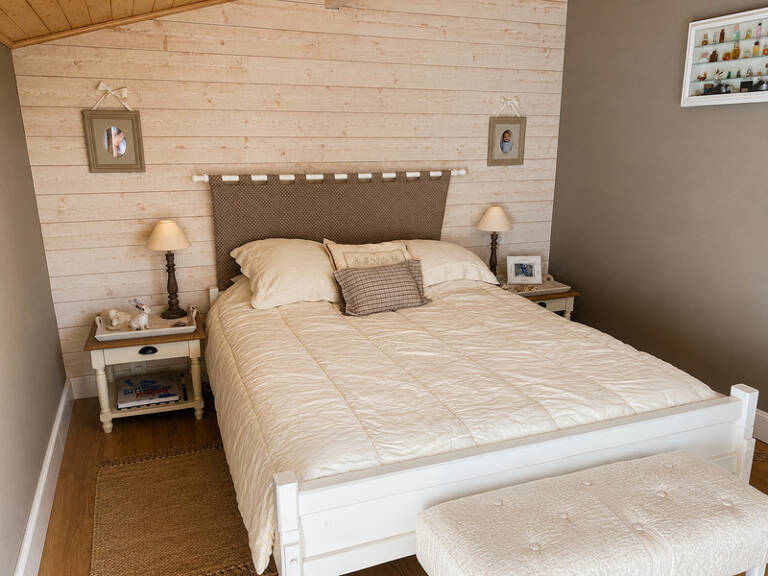 Maison d'habitation 7 pièces à vendre plus trois revenus locatifs MATHA (17) — photo 1