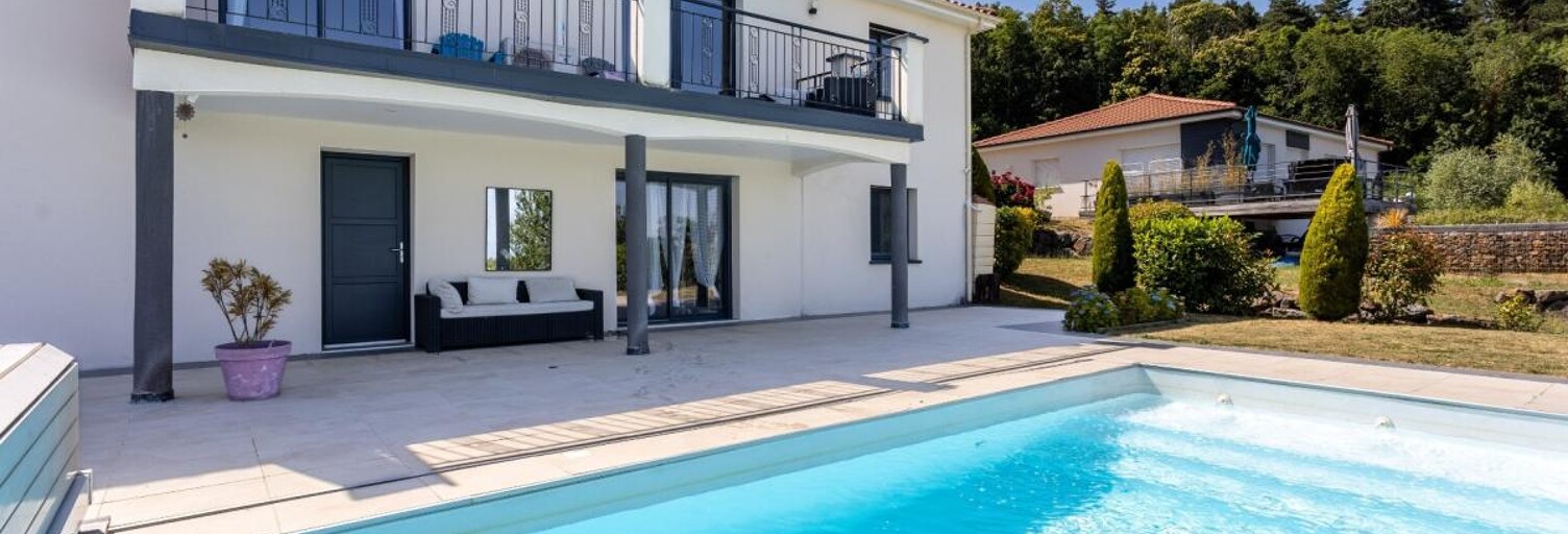 Maison 6 Pièces 192 m² à vendre à Orcines (63870)