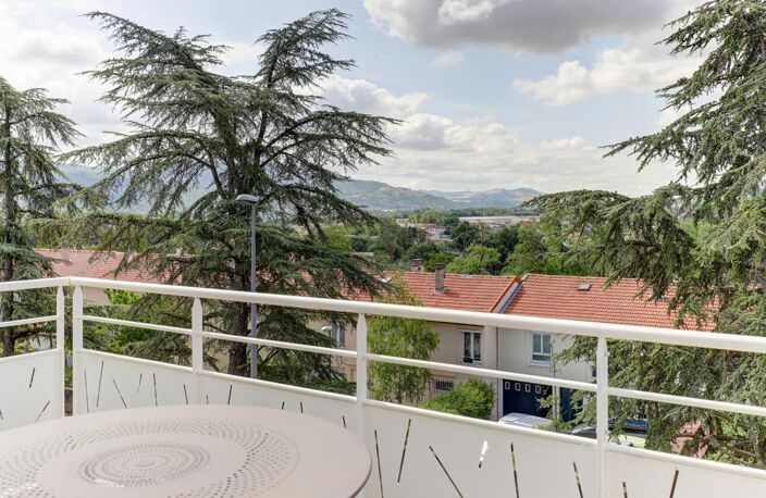 Maison de ville familiale, Le Cendre, 108 m², Jardin, Terrasse, 3 chambres, 5 pièces — photo 3