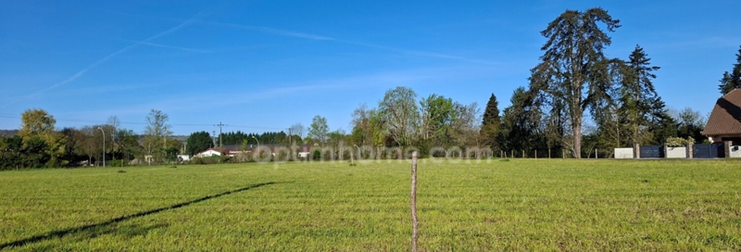 Terrain  2394 m² à vendre à Sauveterre-de-Béarn (64390)