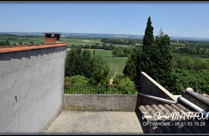Maison de village T3 78 m2 avec terrasse abritée, garage et vue dégagée - 11400 — photo 5