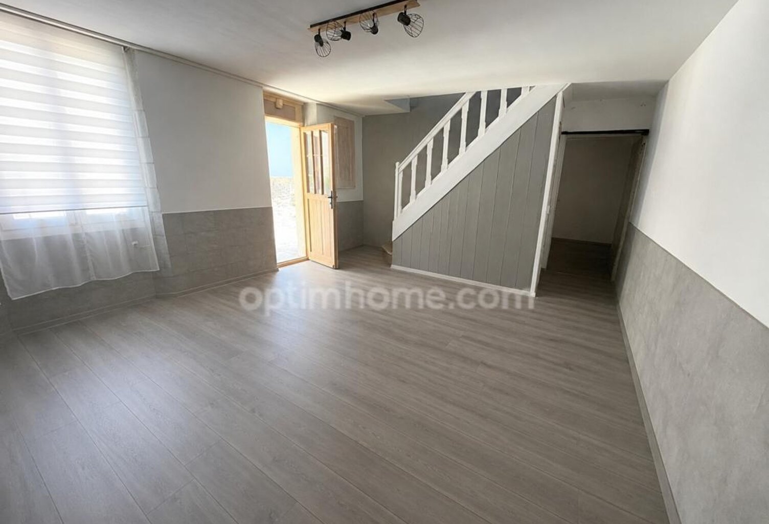 MAISON EN PIERRE  210 M2 AVEC POTENTIEL — photo 1