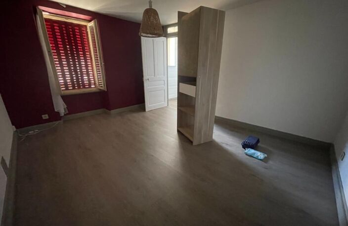 MAISON EN PIERRE  210 M2 AVEC POTENTIEL — photo 4