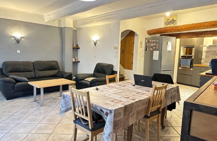 Vinon-sur-Verdon centre ancien, Maison de village en pierre – 123 m², 4 chambres – cour privative et garage indépendant juste en face — photo 2