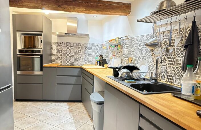 Vinon-sur-Verdon centre ancien, Maison de village en pierre – 123 m², 4 chambres – cour privative et garage indépendant juste en face — photo 4