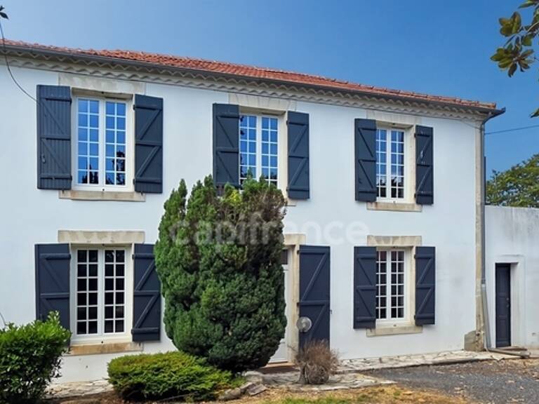 Maison à vendre 7 pièces REANS (32) — photo 1