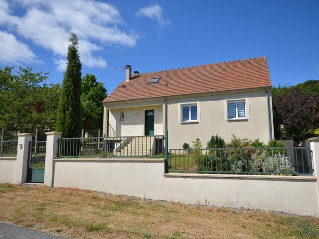 Proche de DORMANS (51) à vendre très belle maison de 5 pièces avec sa dépendance — photo du bien