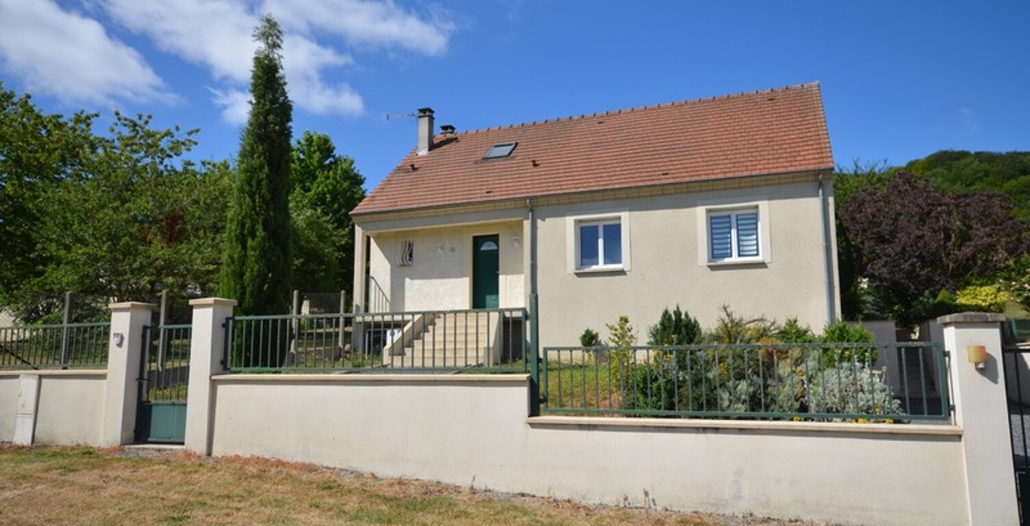Proche de DORMANS (51) à vendre très belle maison de 5 pièces avec sa dépendance — photo 1