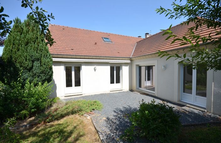 Proche de DORMANS (51) à vendre très belle maison de 5 pièces avec sa dépendance — photo 2