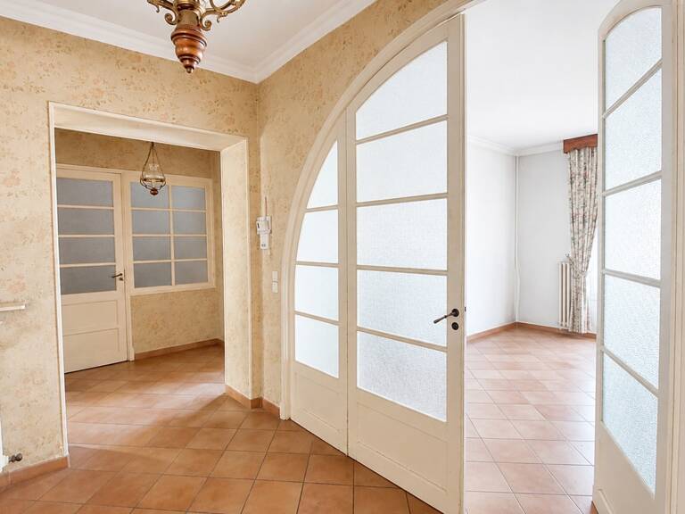 Maison de ville, 4 chambres+1 bureau  avec jardin et garage — photo 1