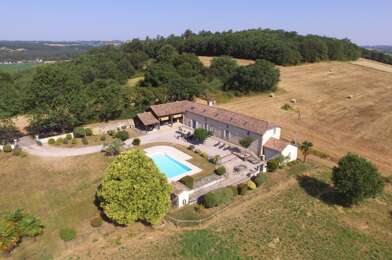 Maison 8 pièces 500000 €