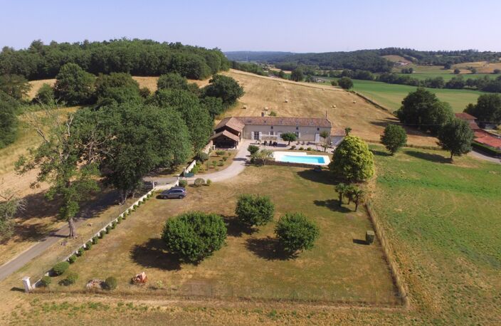 Maison de caractère rénovée dans les Hautes-Pyrénées (65) – Vue imprenable sur les Pyrénées, terrain de 1,7 ha — photo 5