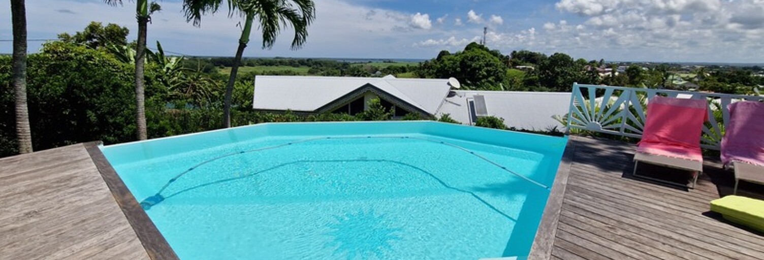 Maison 8 Pièces 260 m² à vendre à Baie-Mahault (97122)
