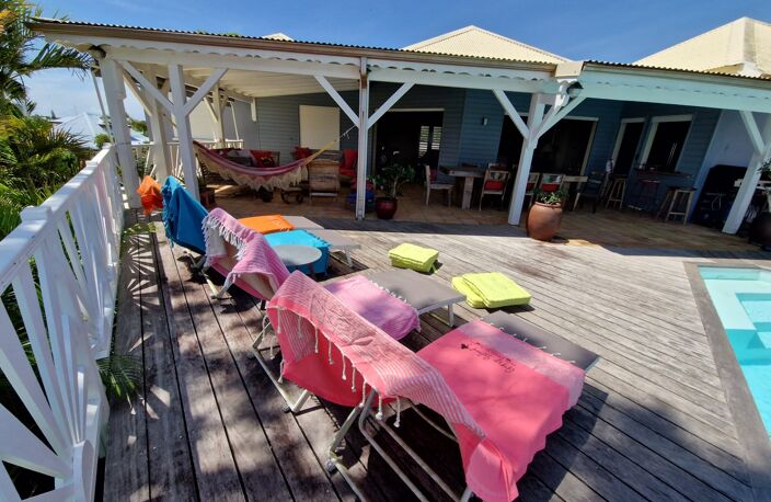 VUE MER Superbe villa de standing + T3 piscine à débordement sur 1000 m² à BAIE MAHAULT (971) — photo 4