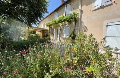 Dpt Dordogne (24), à vendre  maison P8 de 292,68 m² - Terrain de 1 777,00 m² — photo du bien