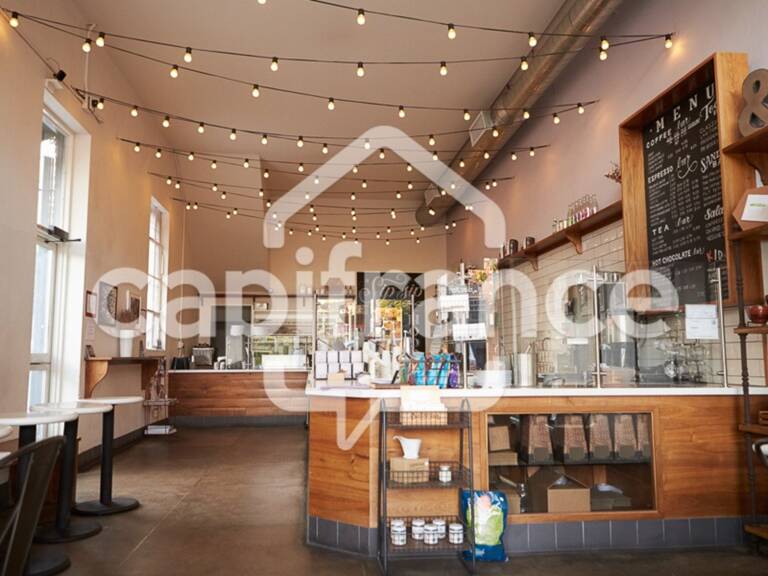 BRASSERIE DU MIDI 300 M² | CA 700 K€ | EBE 170 K€ | 6 JOURS/MIDI | TERRASSE | HÉRAULT (34) — photo 1