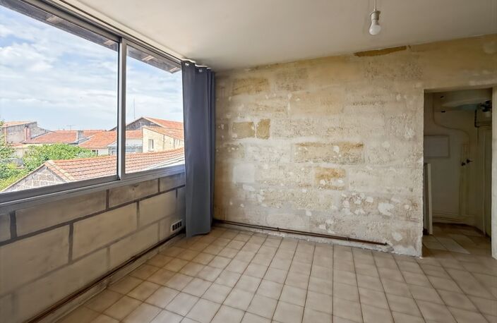 Idéal investisseur – Lumineux T1 bis de 49 m² – Bordeaux Capucins / Victoire — photo 5