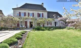 Maison 8 Pièces 190 m² à vendre à Cœur de Causse (46240)