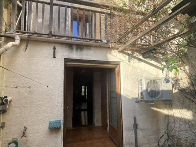 Maison à vendre 6 pièces VALREAS (84) — photo du bien