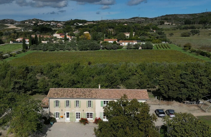 BASTIDE à vendre 10 pièces MARTIGUES (13) garage terrain 3,4 hectares proche mer — photo 3