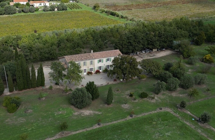 BASTIDE à vendre 10 pièces MARTIGUES (13) garage terrain 3,4 hectares proche mer — photo 5