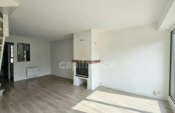 Maison 85 m² – Quartier Grande Ile – Jardin, terrasse, garage et belle luminosité — photo 2