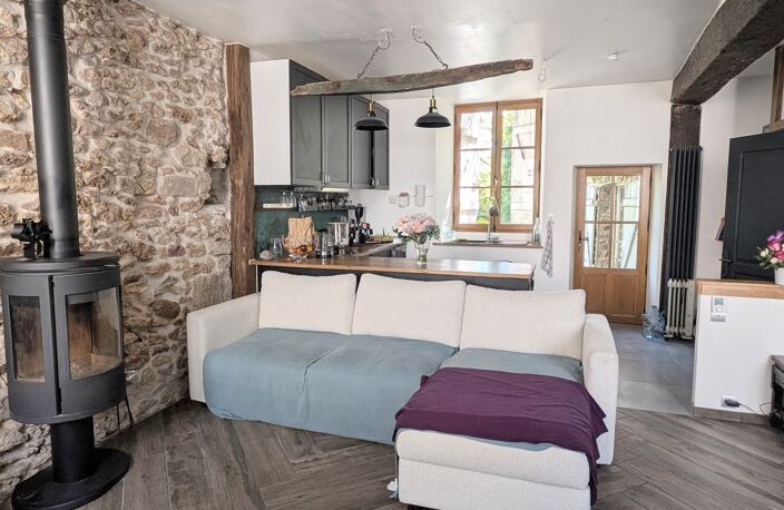 Maison en pierre rénovée avec jardin, en plein cœur de Chaumes-en-Brie — photo 4