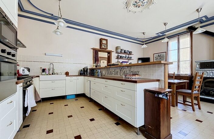 BEAUMONT SUR DEME (72)-EXCLUSIVITÉ – Maison de caractère 181 m² – Atelier 78 m² – 5 chambres — photo 2