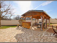 Maison à vendre 8 pièces, 204m², Puiseautin, 5 chambres, Piscine, Garage, Climatisation, Panneaux Solaires, Cave — photo 2