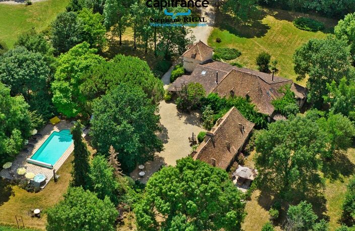 Propriete à vendre à Beaumontois en Périgord, Maison et gîte de 340m2 habitables sur 1,7ha avec piscine — photo 2