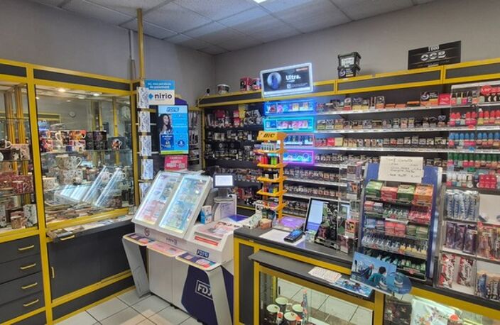 Fonds de commerce TABAC FDJ à vendre CHATEL-GUYON (63) — photo 2