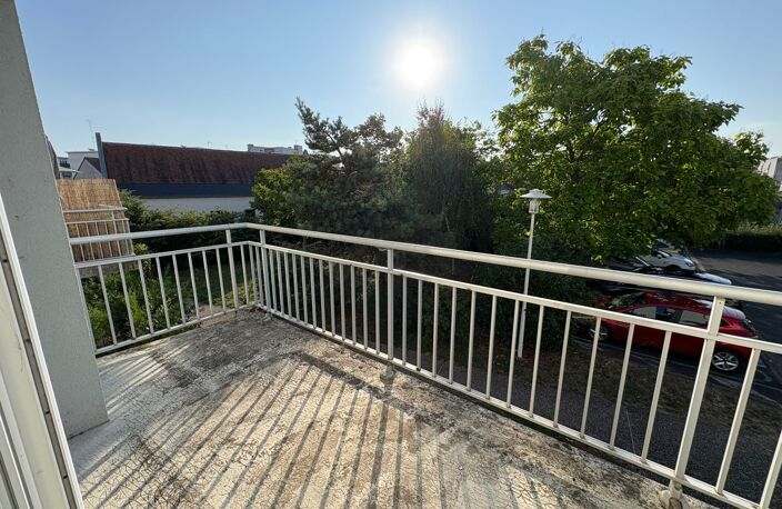 St Pierre des Corps - appartement T3 — photo 2
