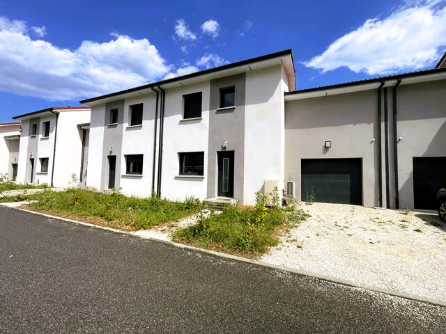 Maison individuelle + garage et jardin — photo du bien