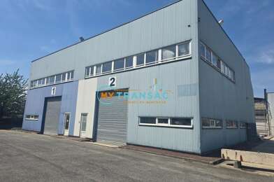 Local industriel  807500 €