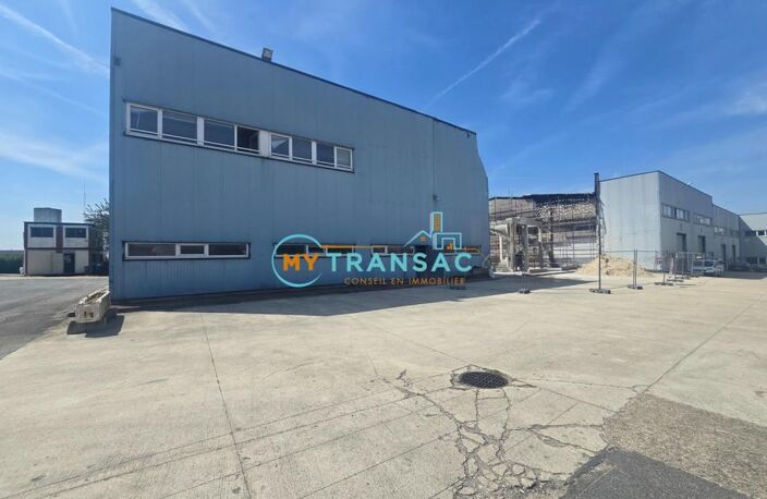MY TRANSAC vous propose à vente sur PONTAULT COMBAULT, un local d'activité de 320m² — photo 2