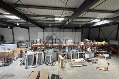 Local industriel  11000 €