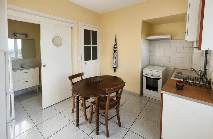 Appartement 2 pièces de 42 m² à Villeurbanne — photo 2