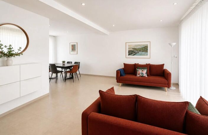 Maison récente de 6 pièces de 152 m² à Bourges — photo 2