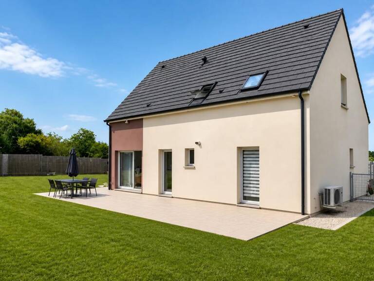 Maison récente de 6 pièces de 152 m² à Bourges — photo 1